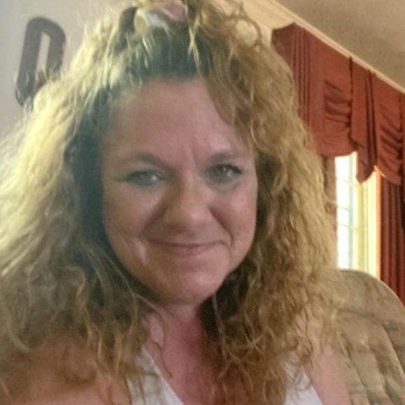 Meet your Posher, Constance - Picture 1 of 1